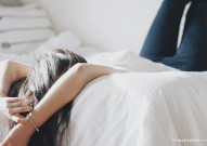 女人想睡男人的表现 十大征兆看出她想睡你的迹象